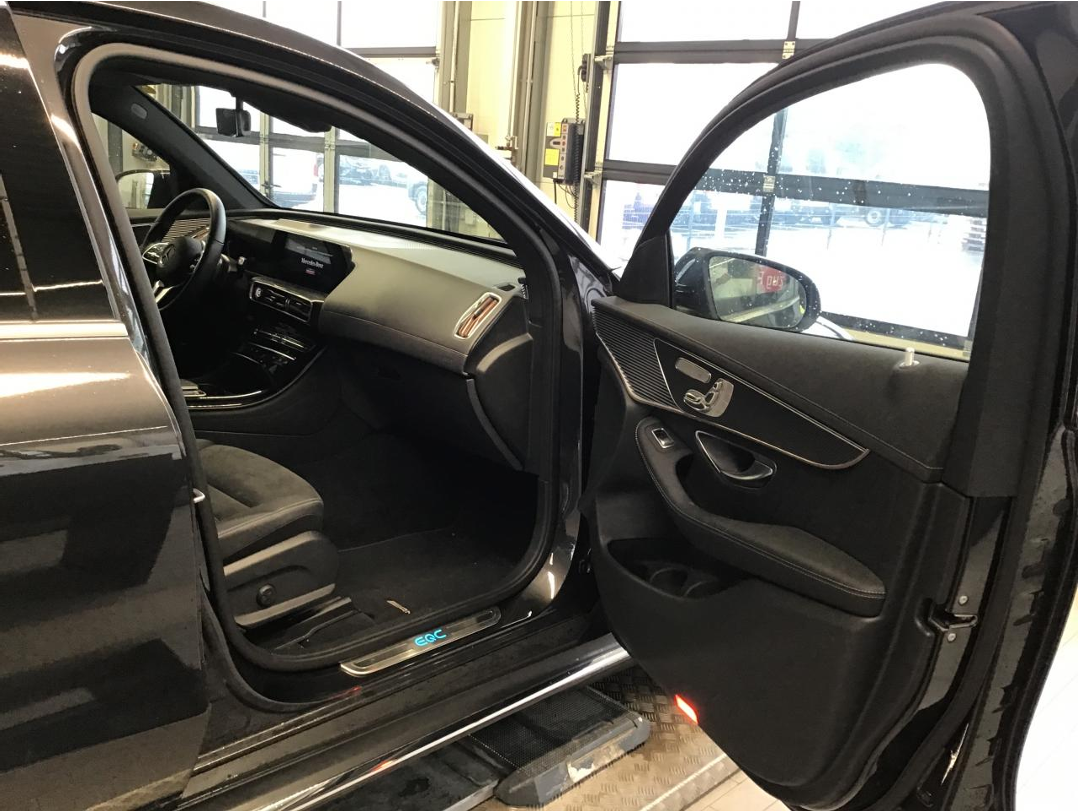 mercedes-benz-eqc-400-4matic-2021-eletrico