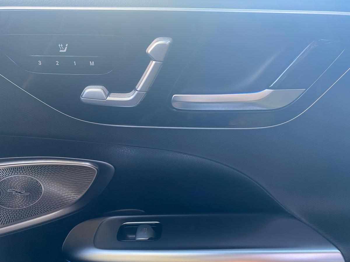 mercedes-benz-classe-c-c-300-e-2023-gasolina-1999cc