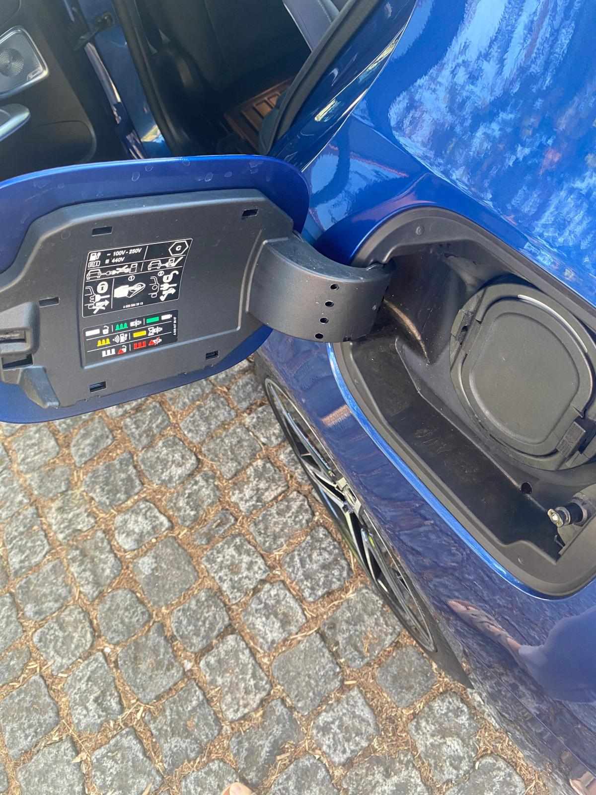 mercedes-benz-classe-c-c-300-e-2023-gasolina-1999cc