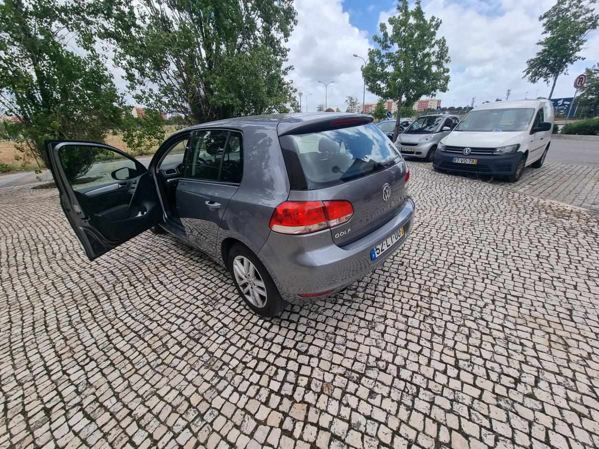 volkswagen-golf-1-6-tdi-bluemotion-2011-diesel-1598cc