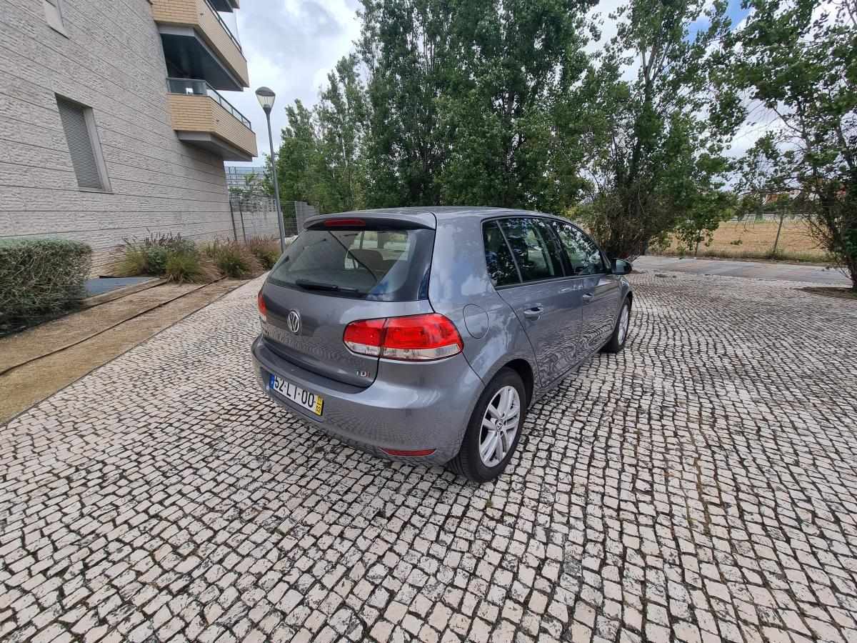 volkswagen-golf-1-6-tdi-bluemotion-2011-diesel-1598cc