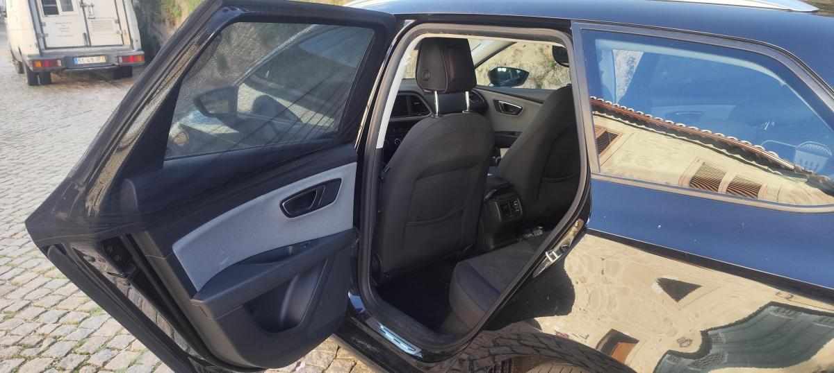 seat-leon-1-6-tdi-2017-diesel-1598cc
