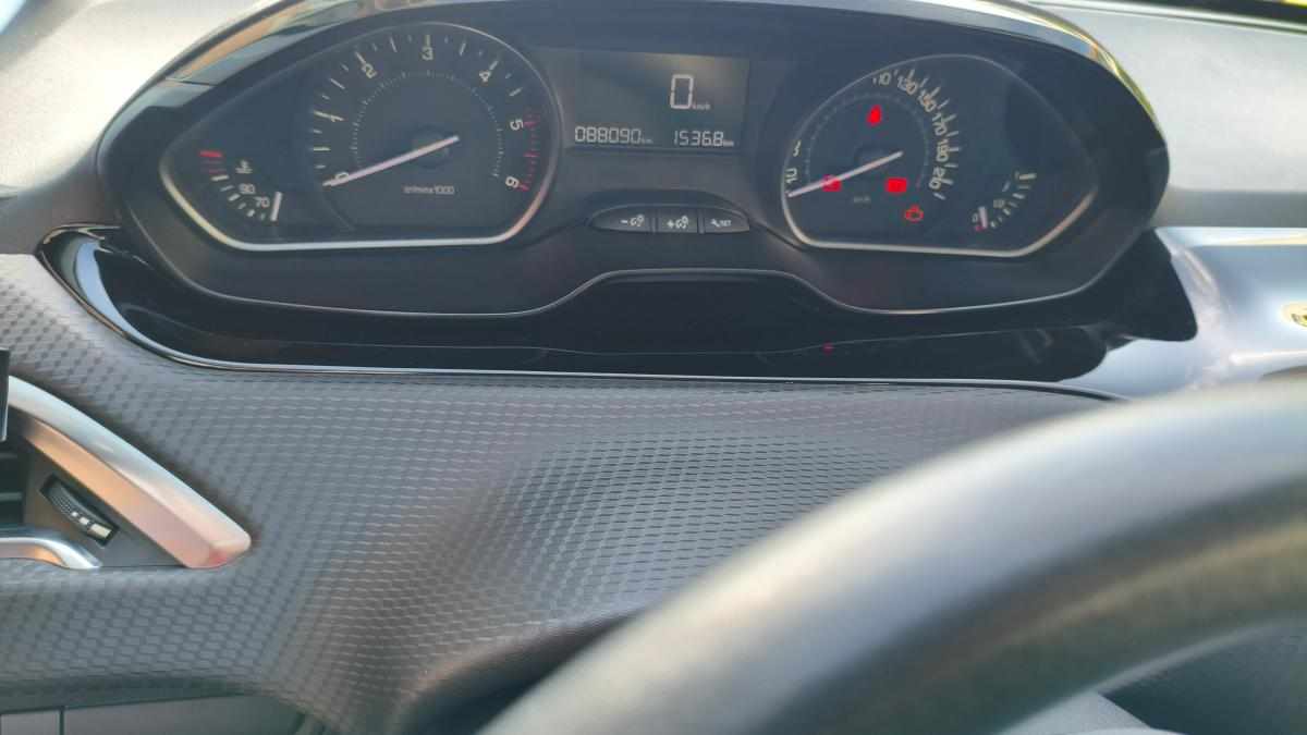 peugeot-2008-1-6-bluehdi-2016-diesel-1560cc
