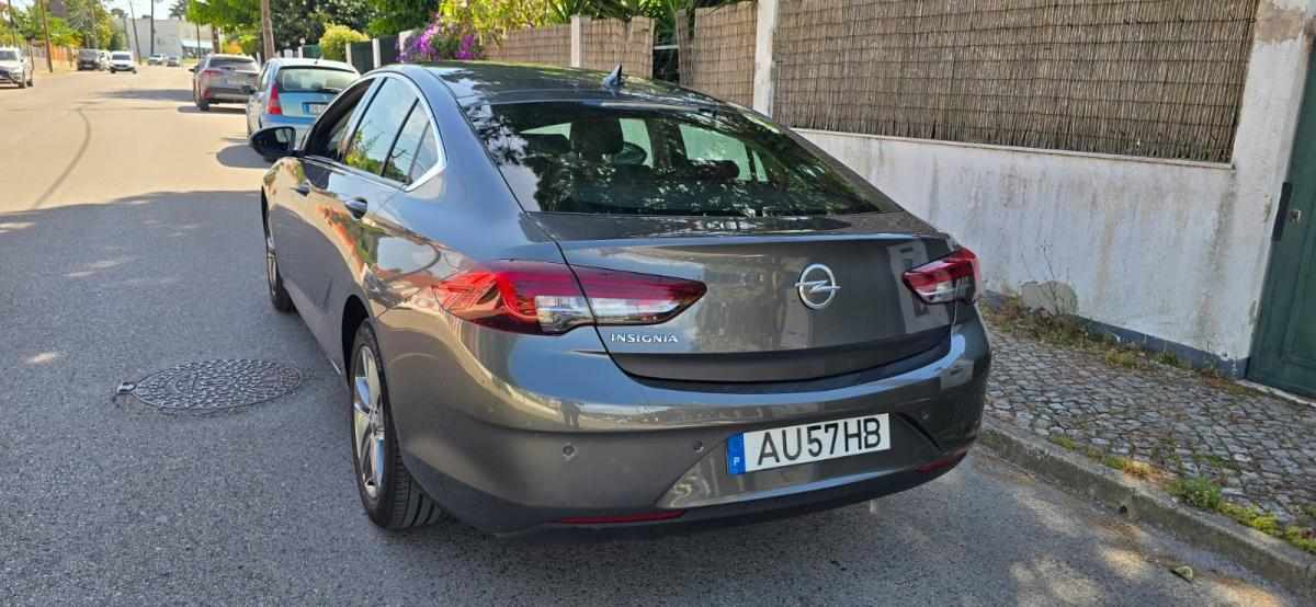 opel-insignia-1-5-122cv-2022-diesel-1496cc