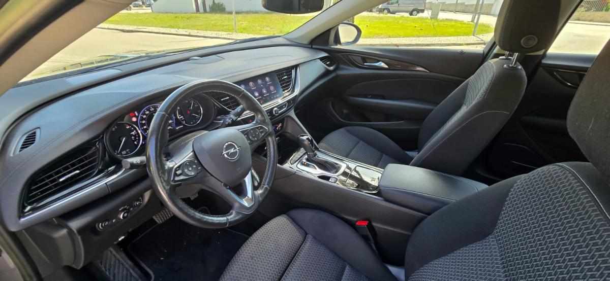 opel-insignia-1-5-122cv-2022-diesel-1496cc