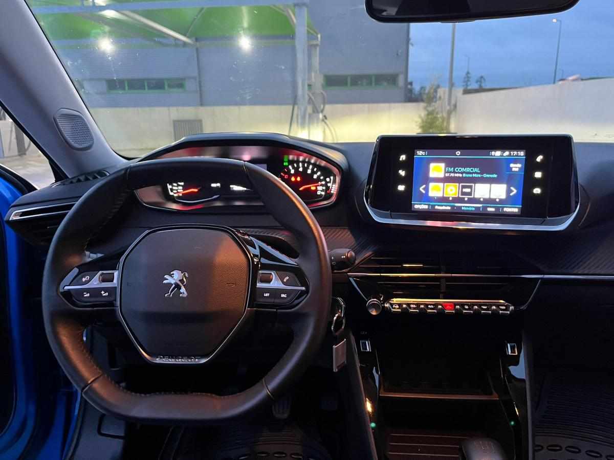 peugeot-2008-1-2-puretech-2021-gasolina-1199cc
