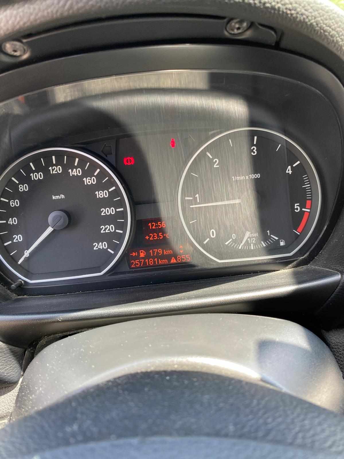 bmw-serie-1-118d-2009-diesel-1995cc