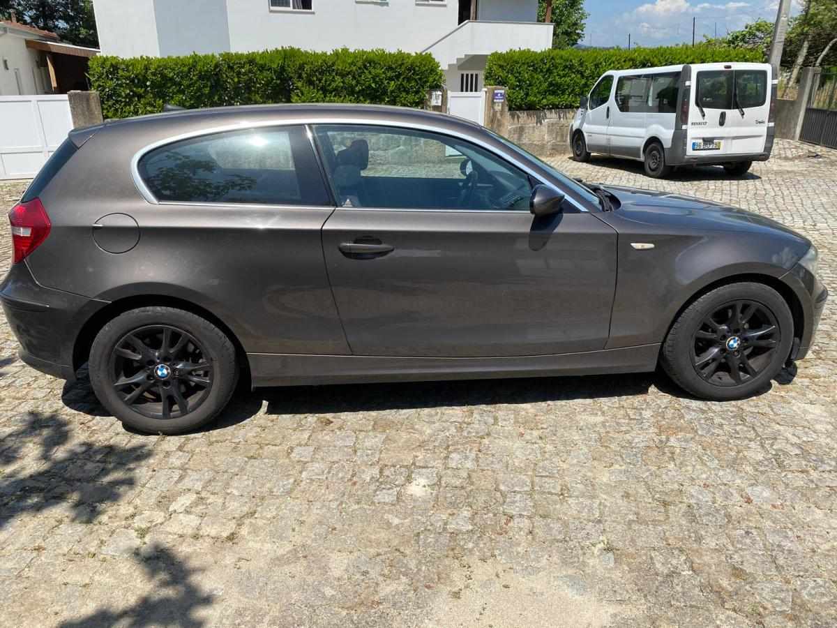 bmw-serie-1-118d-2009-diesel-1995cc