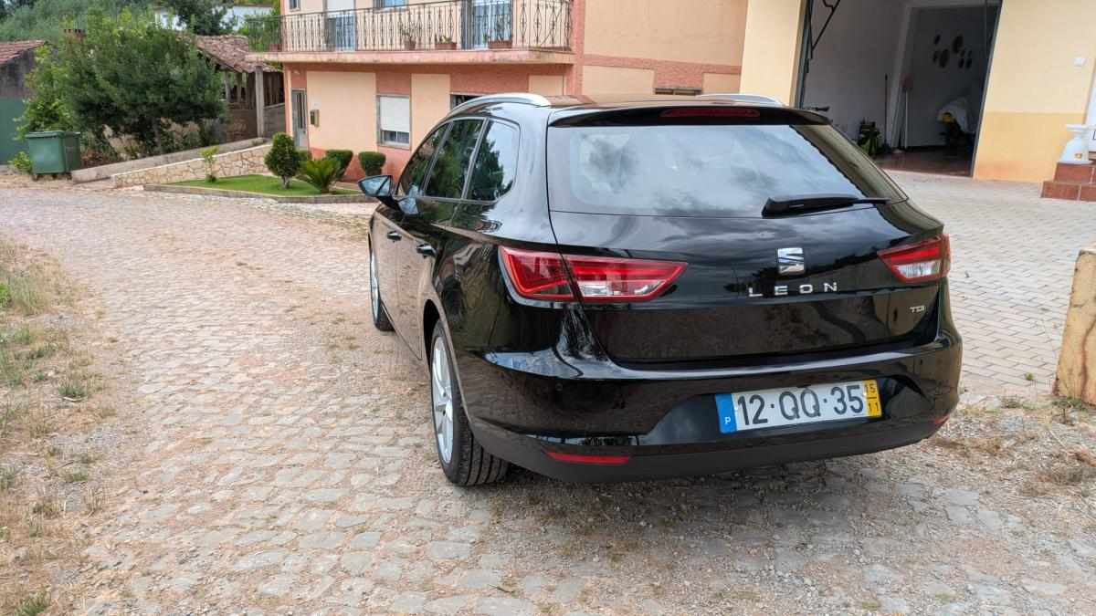 seat-leon-1-6-tdi-ecomotive-2015-diesel-1598cc