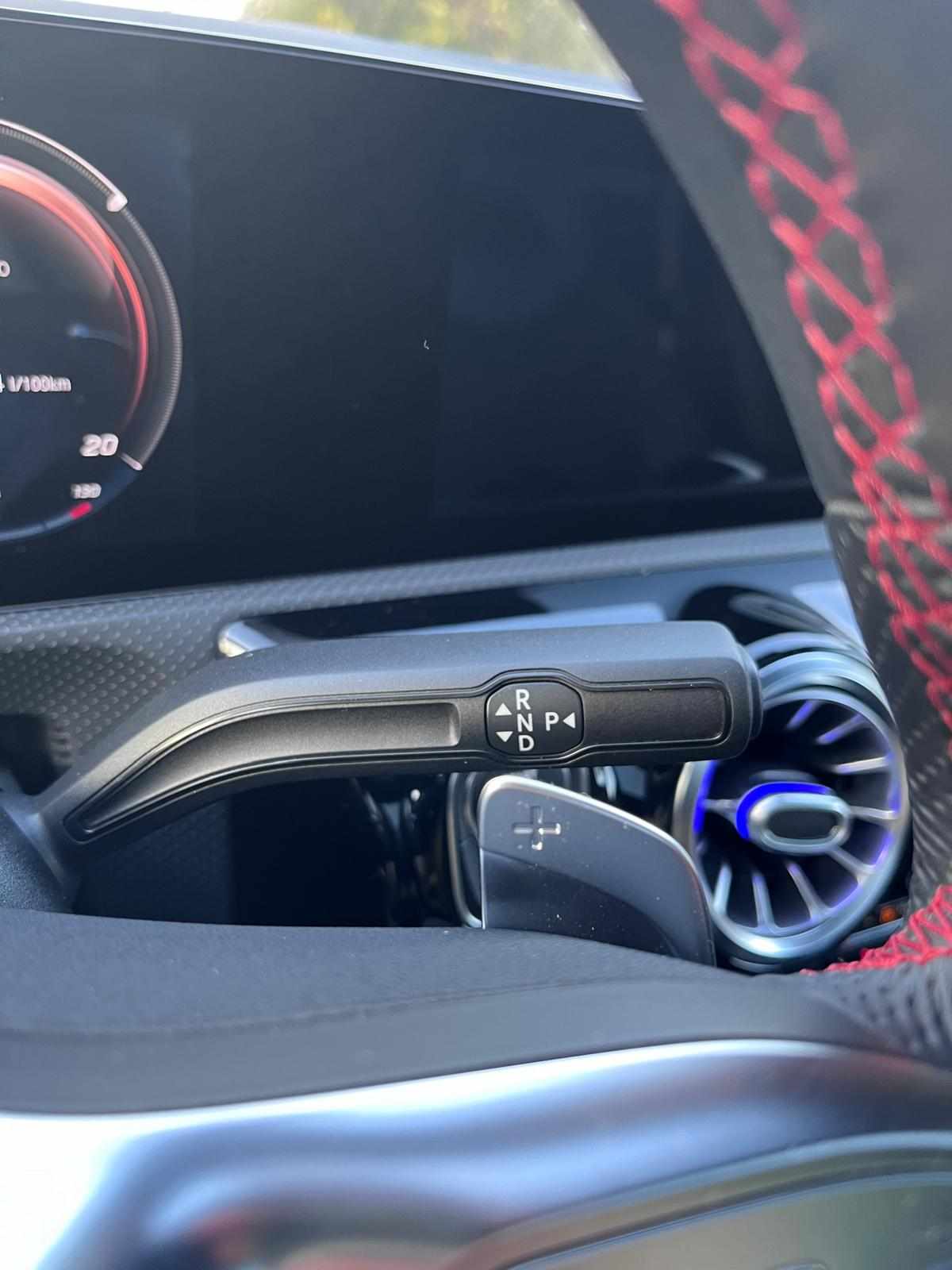 mercedes-benz-cla-200-1-3-2020-gasolina-1332cc