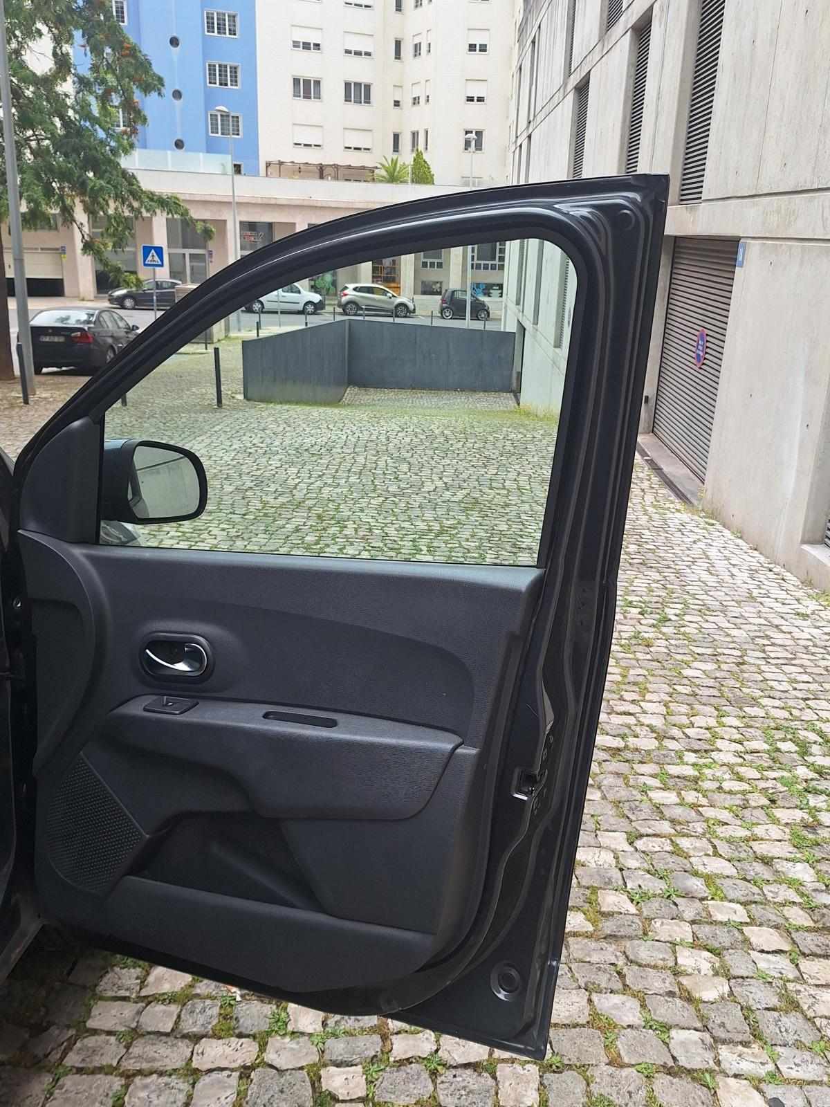 dacia-lodgy-1-2-116cv-2018-gasolina-1197cc