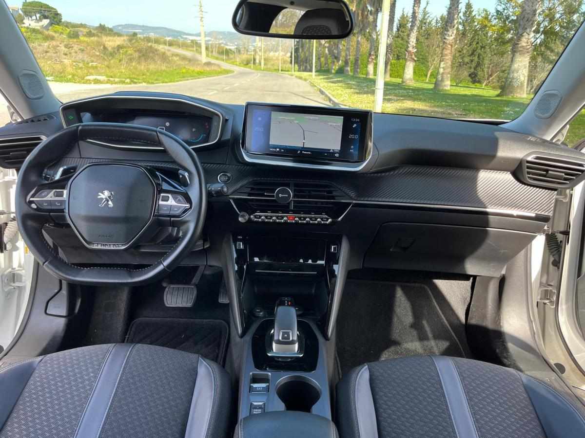 peugeot-2008-1-2-puretech-2020-gasolina-1199cc