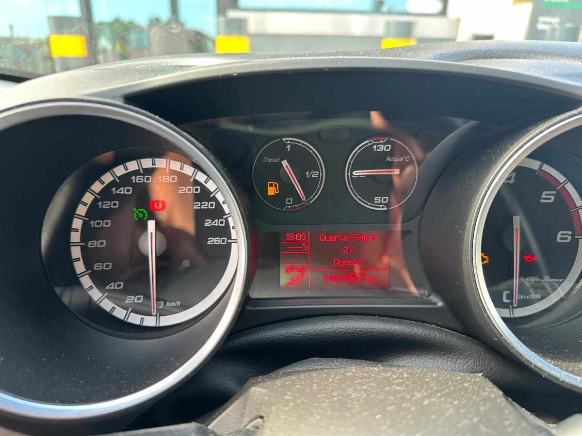 alfa-romeo-giulietta-1-6-jtdm-16v-2015-diesel-1598cc