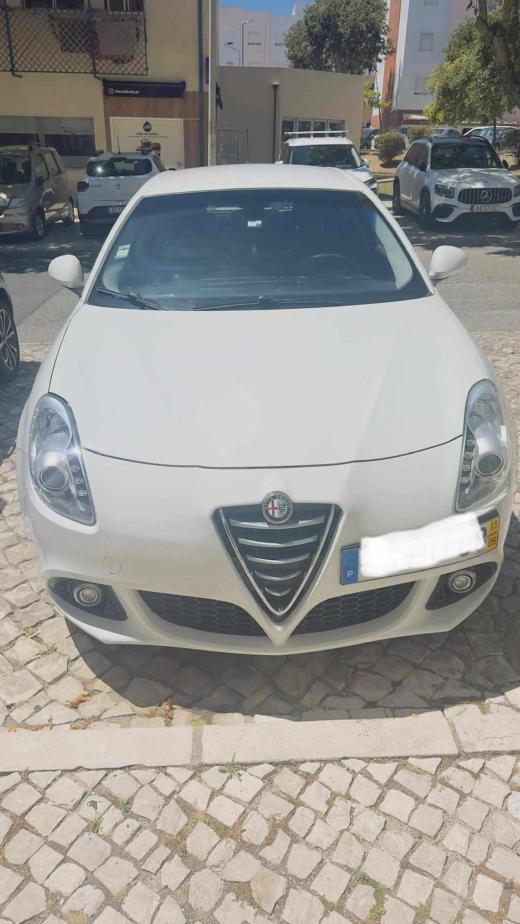 alfa-romeo-giulietta-1-6-jtdm-16v-2015-diesel-1598cc