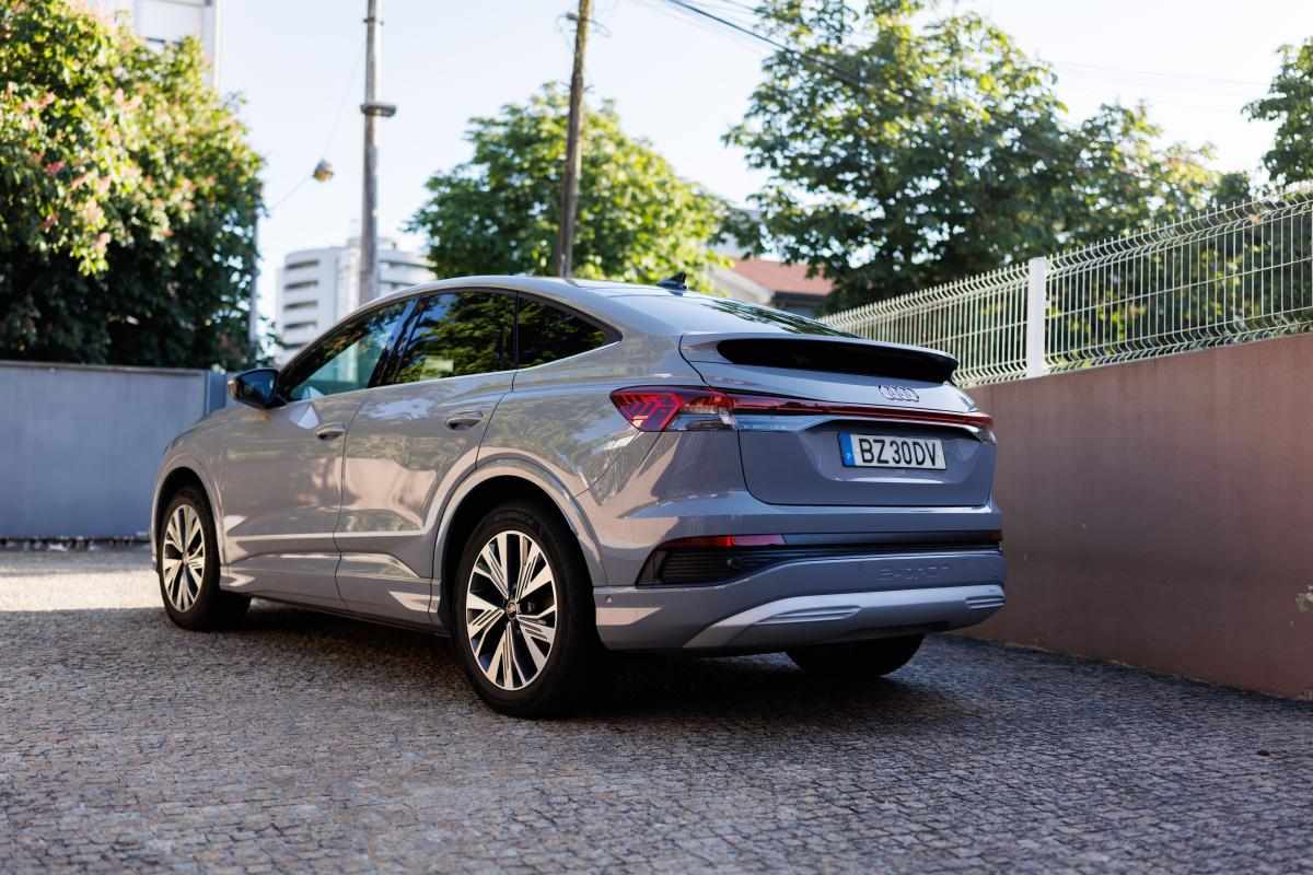 audi-q4-e-tron-40-e-tron-2022-eletrico