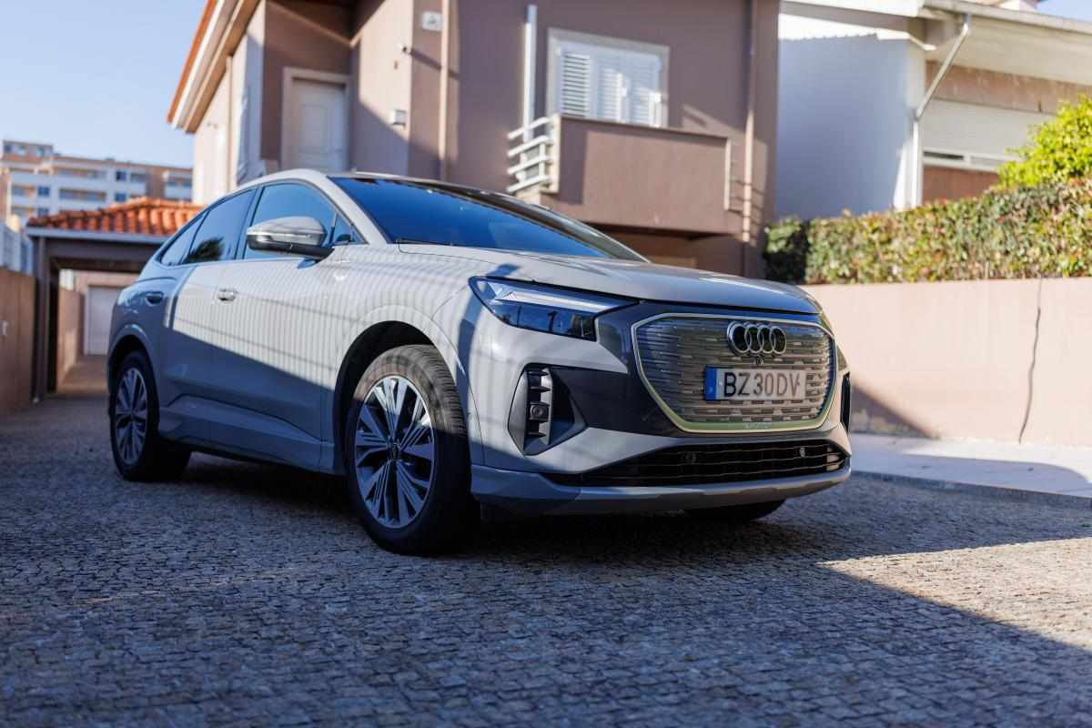 audi-q4-e-tron-40-e-tron-2022-eletrico