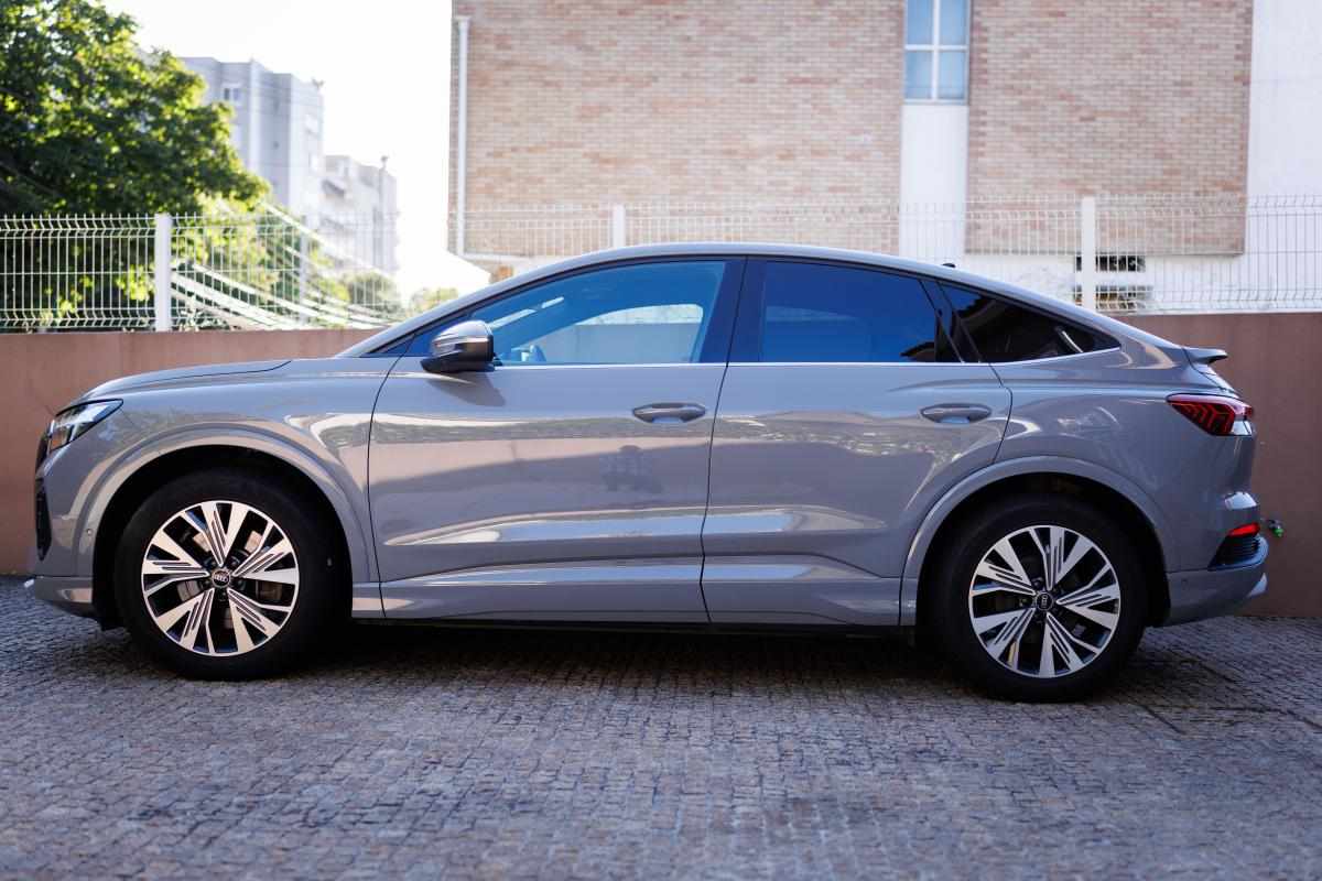 audi-q4-e-tron-40-e-tron-2022-eletrico