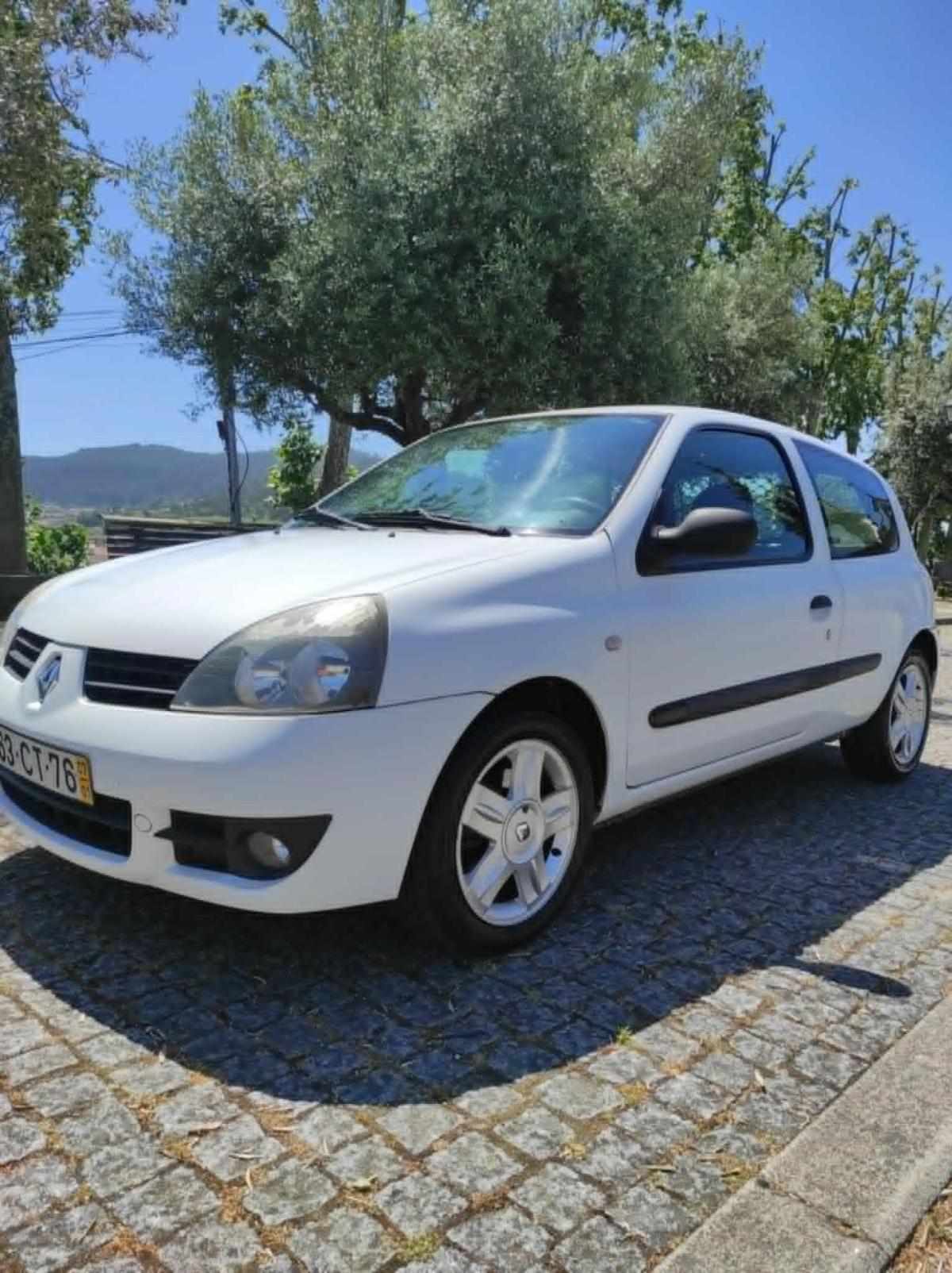 renault-clio-1-5-68cv-2007-diesel-1461cc