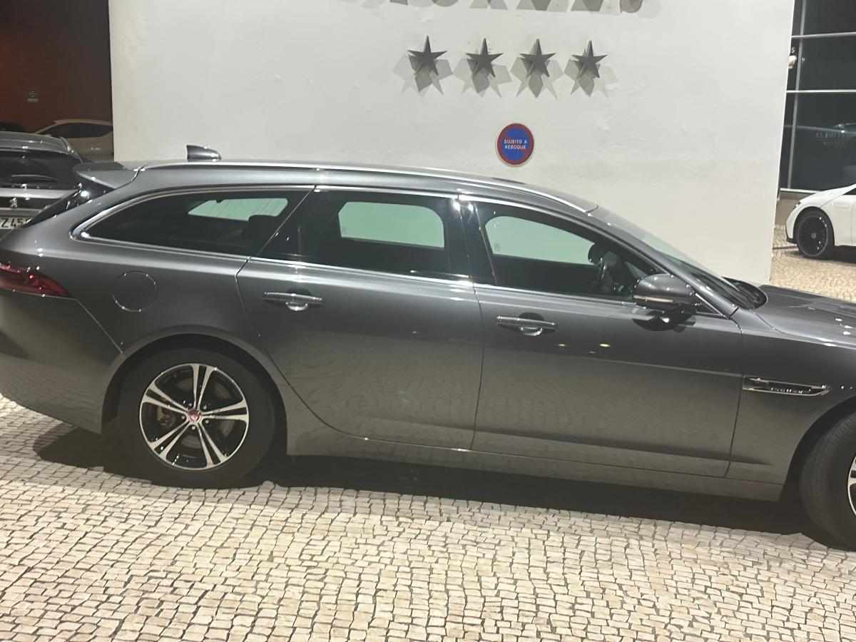 jaguar-xf-e-performance-sportbrake-2018-diesel-1999cc