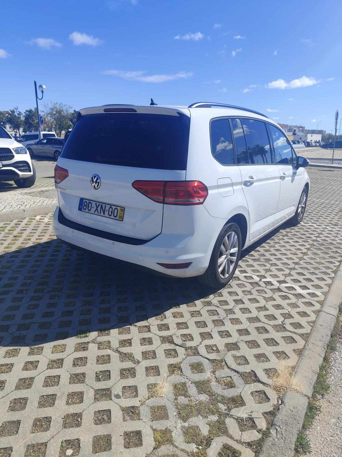 volkswagen-touran-1-6-tdi-bluemotion-2019-diesel-1598cc