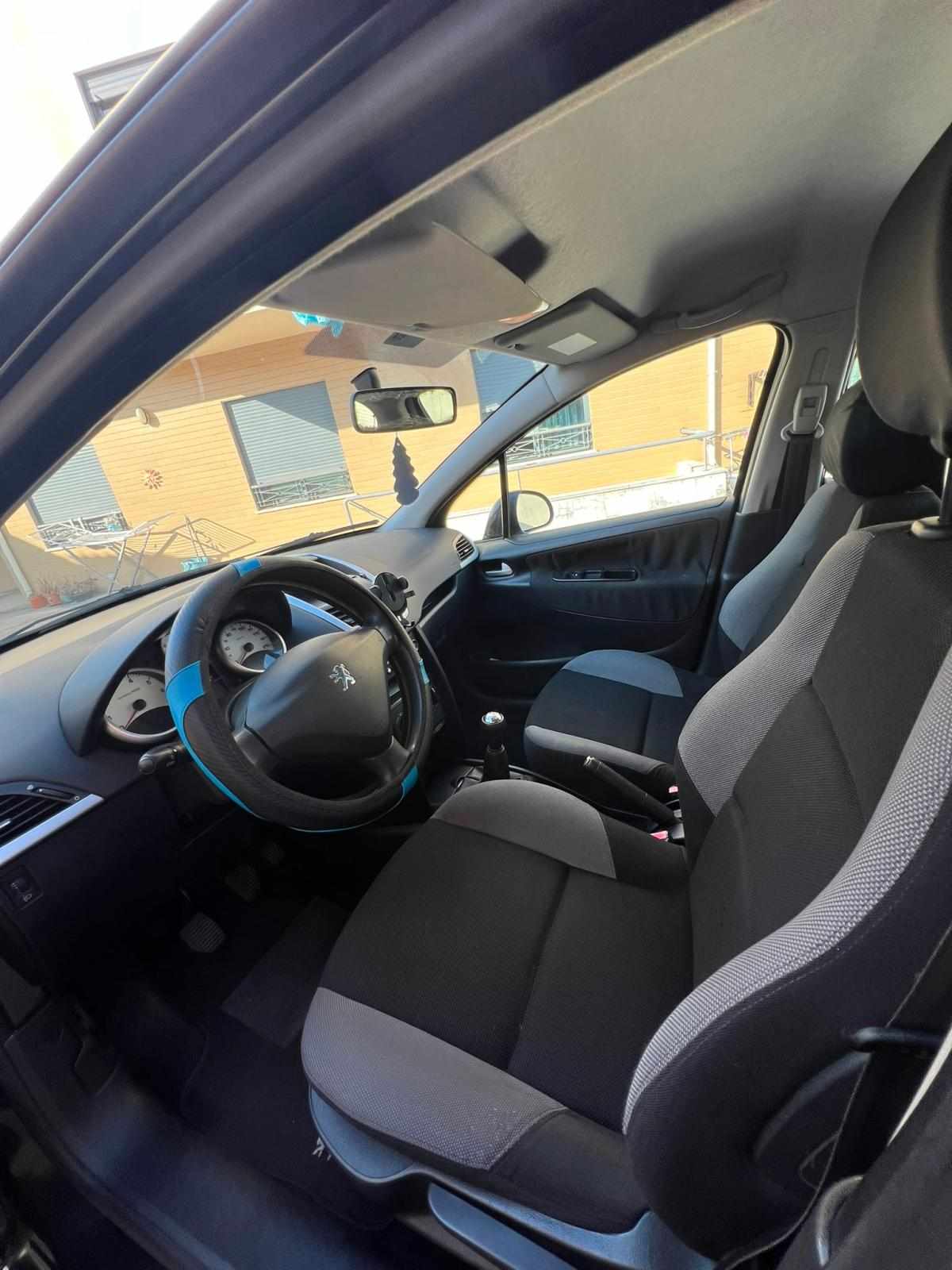 peugeot-207-1-4-2006-gasolina-1360cc