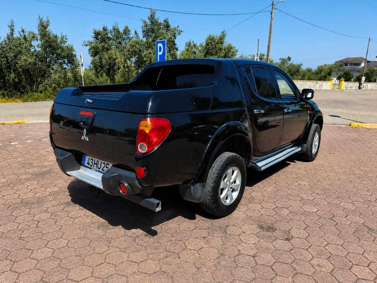 mitsubishi-l200-2-5-awd-2009-diesel-2477cc