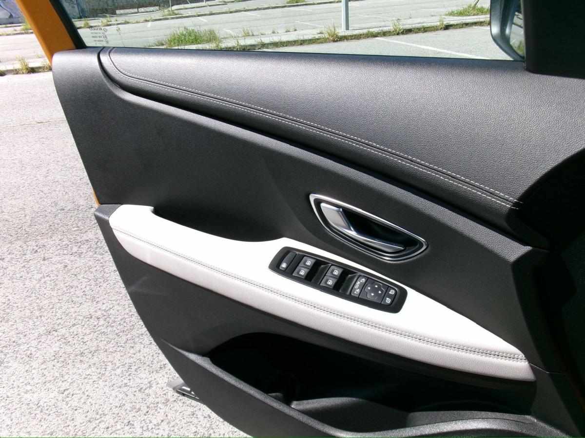 renault-scenic-1-7-blue-dci-2019-diesel-1749cc