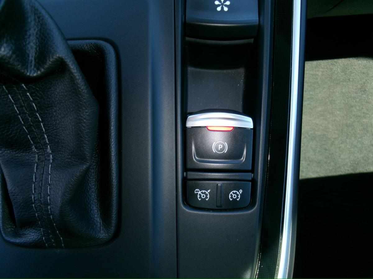 renault-scenic-1-7-blue-dci-2019-diesel-1749cc