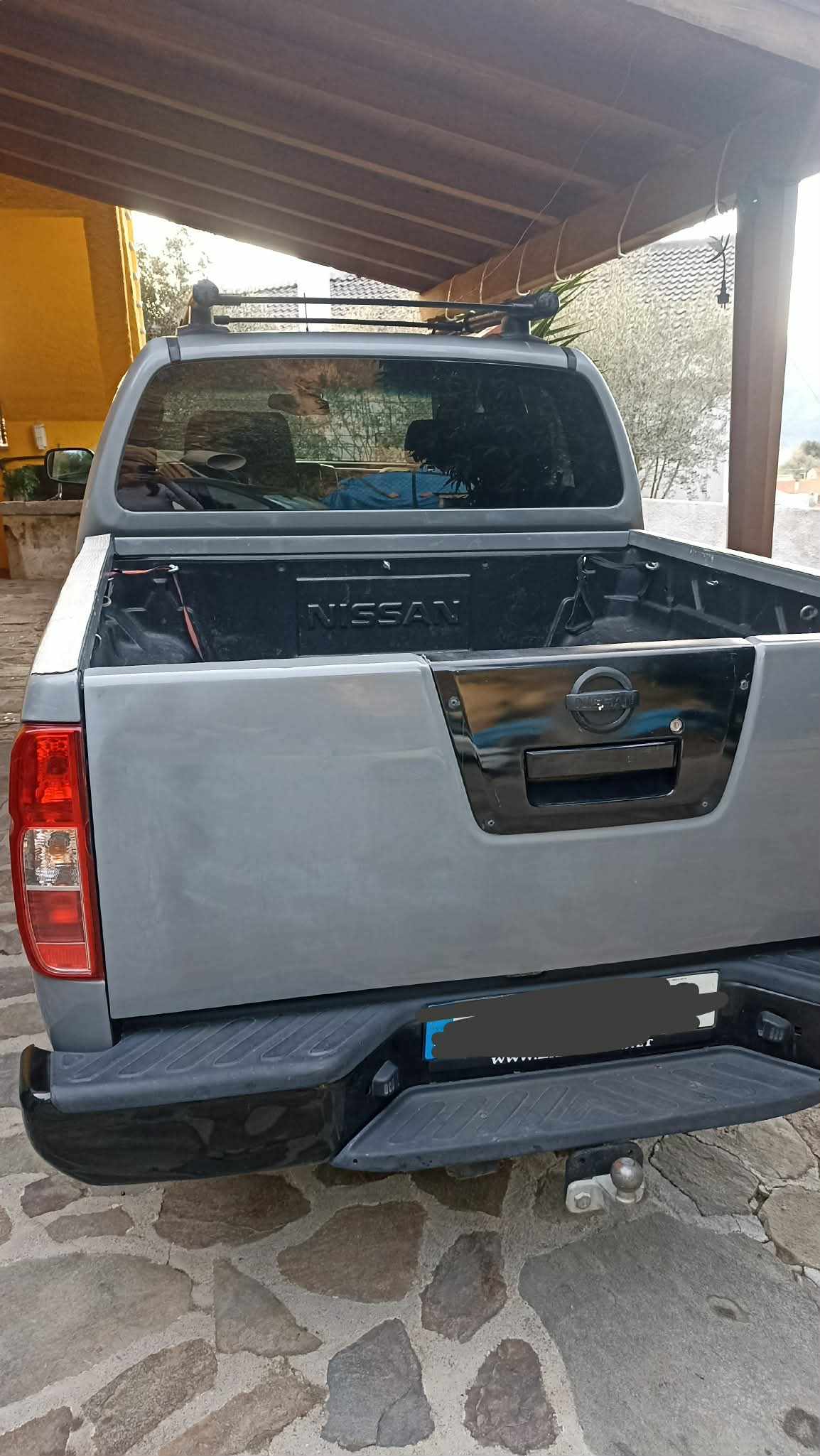 nissan-navara-2-5-dci-4x4-2005-diesel-2488cc