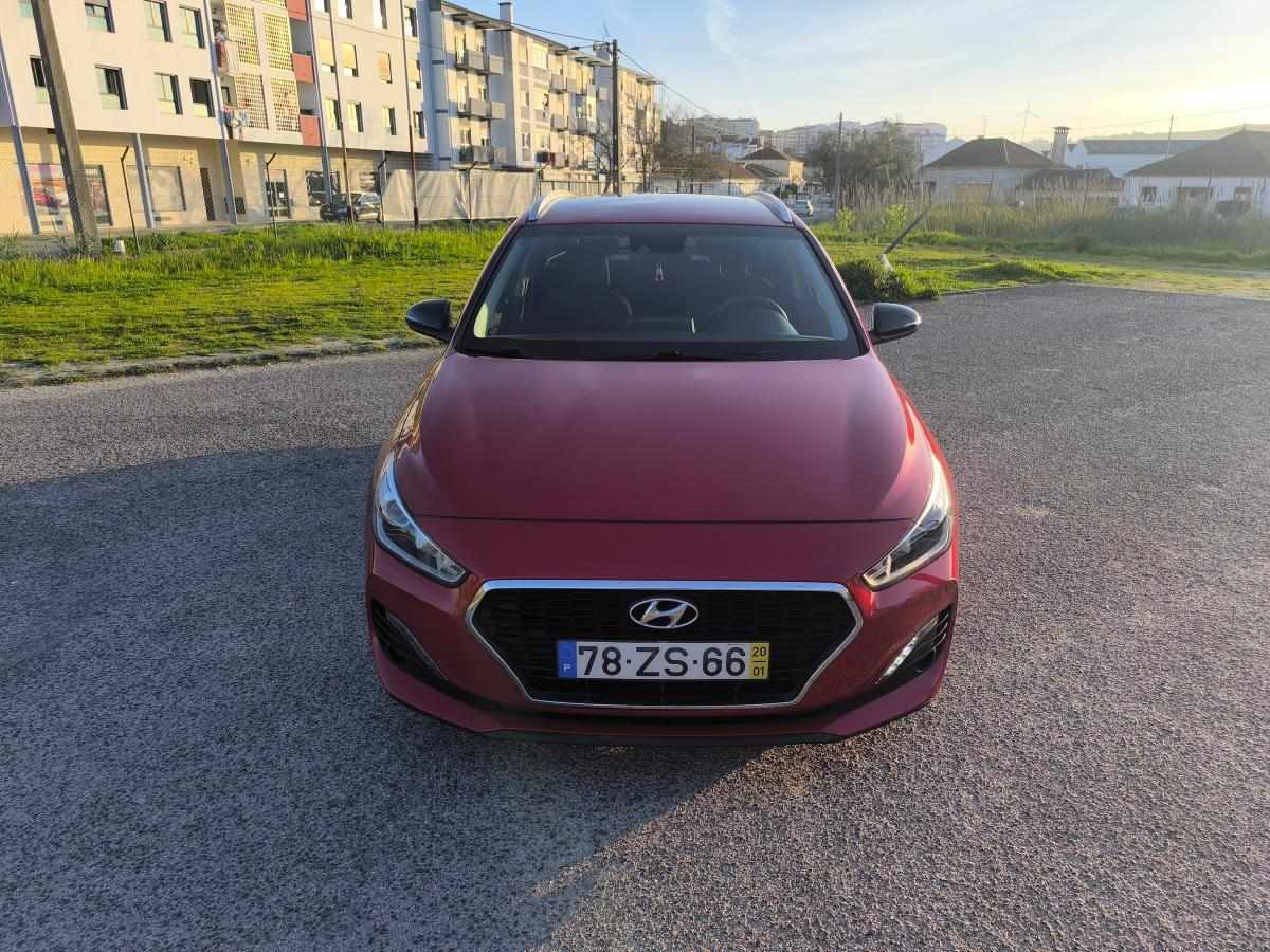 hyundai-i30-1-6-crdi-2020-diesel-1582cc