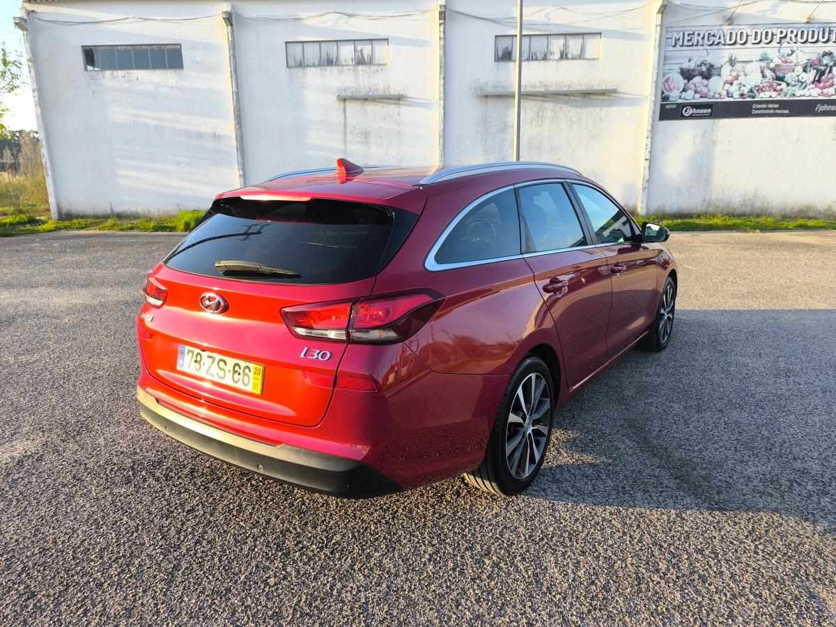 hyundai-i30-1-6-crdi-2020-diesel-1582cc