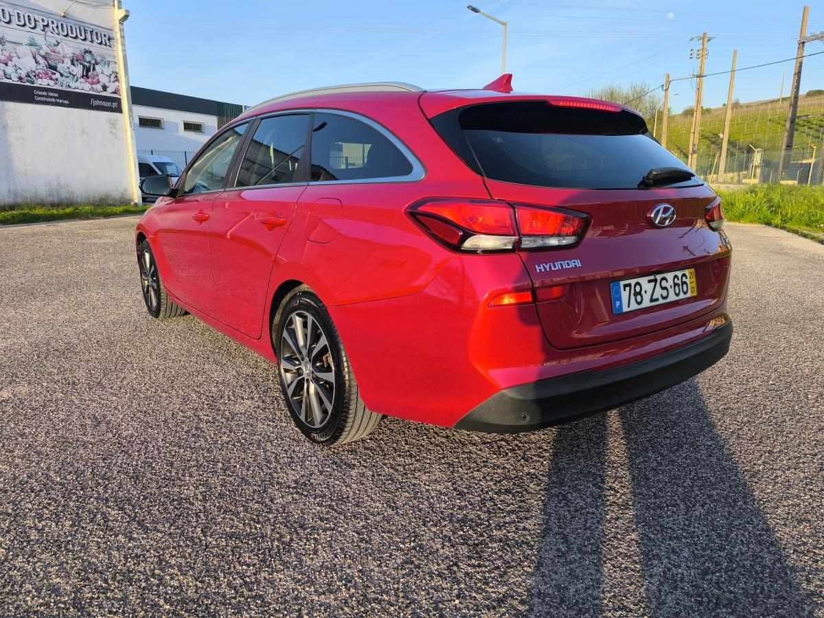 hyundai-i30-1-6-crdi-2020-diesel-1582cc