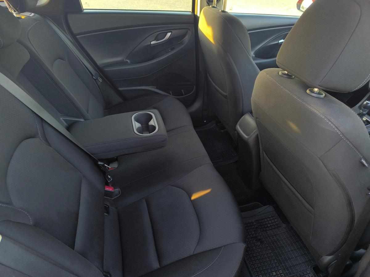 hyundai-i30-1-6-crdi-2020-diesel-1582cc