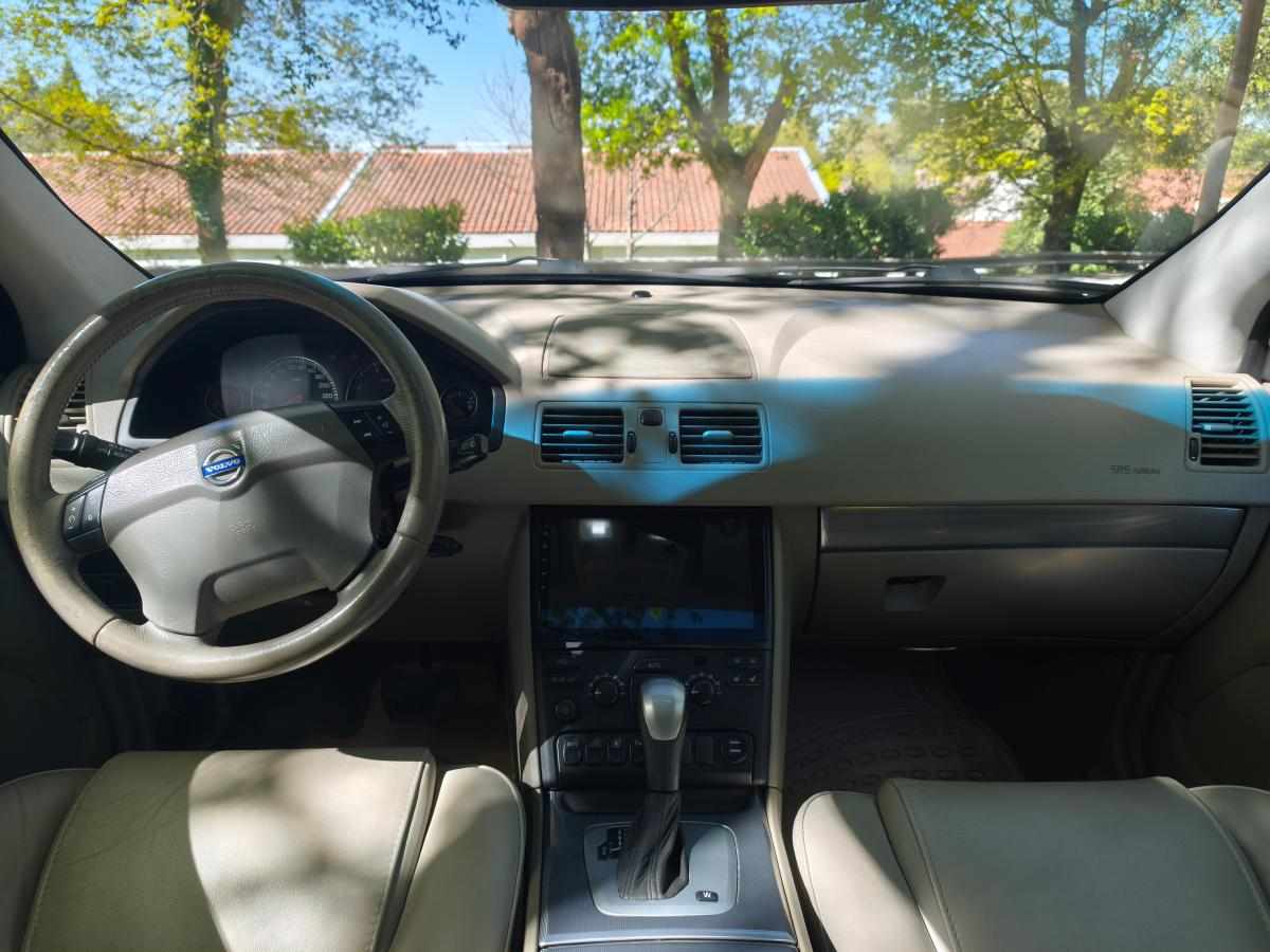 volvo-xc90-d5-2-4-awd-2004-diesel-2401cc