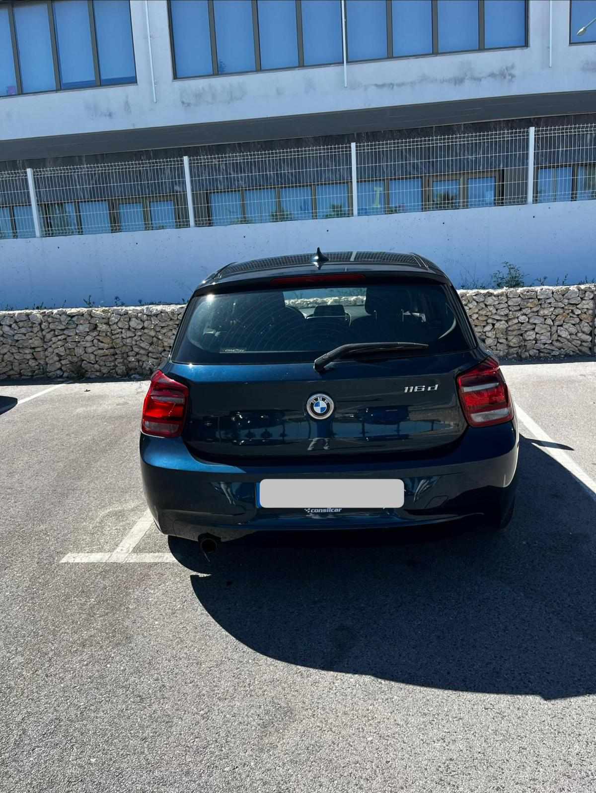 bmw-serie-1-116d-2012-diesel-1598cc
