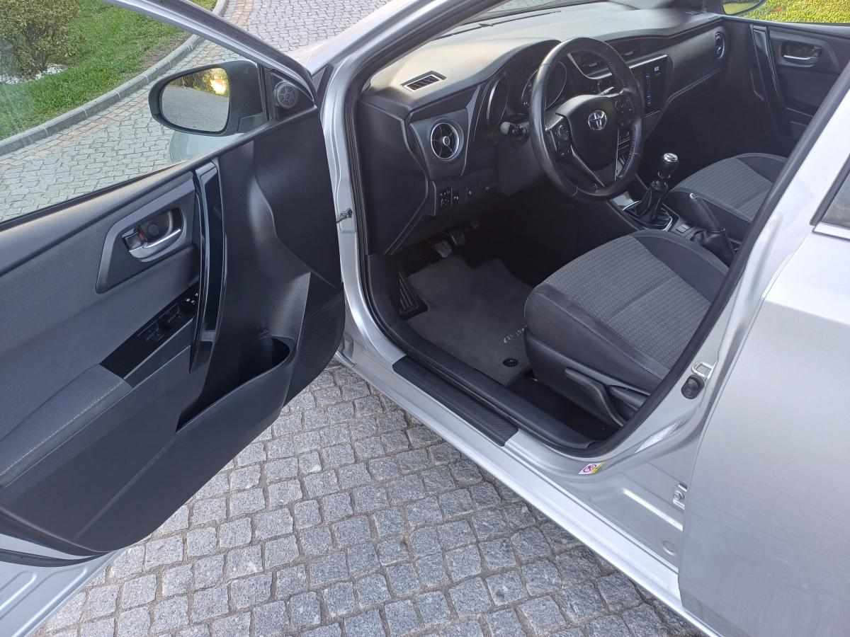 toyota-auris-1-4-d-4d-2018-diesel-1364cc