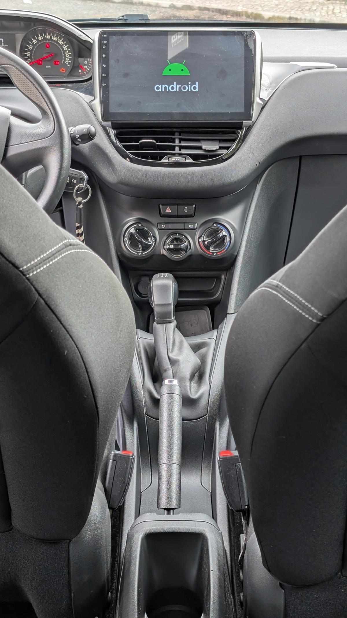 peugeot-208-1-0-vti-2013-gasolina-999cc