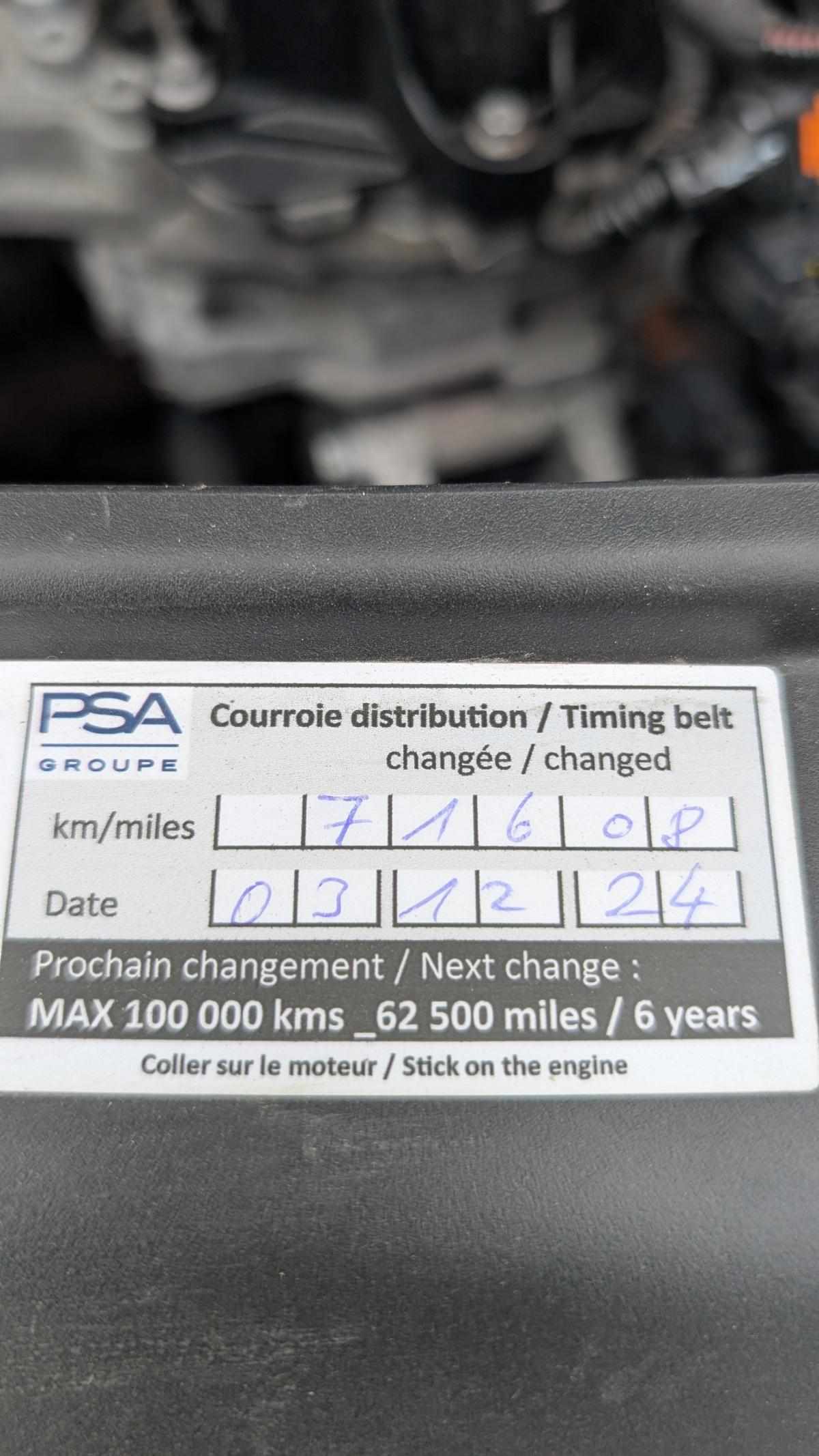 peugeot-208-1-0-vti-2013-gasolina-999cc