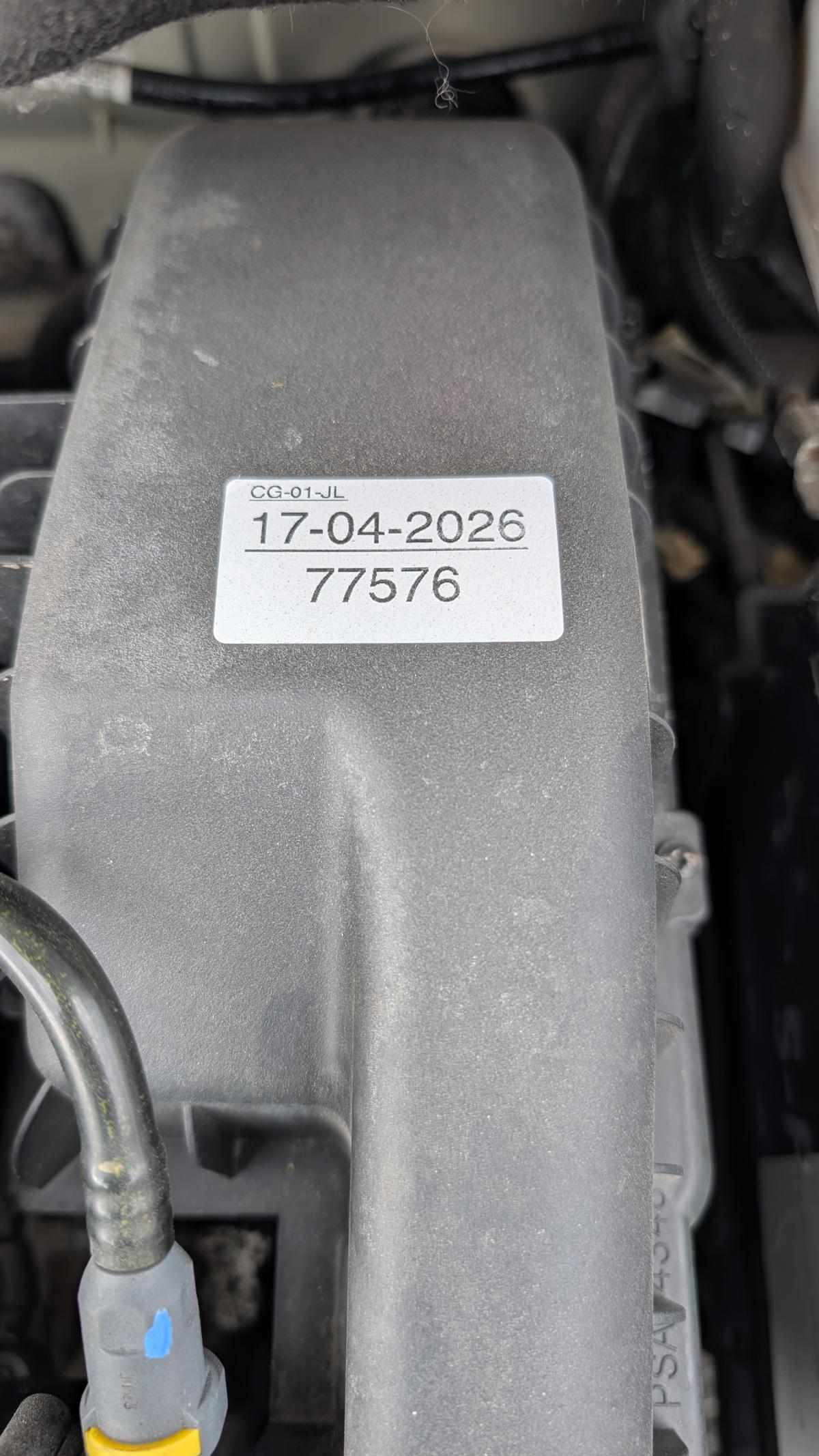 peugeot-208-1-0-vti-2013-gasolina-999cc