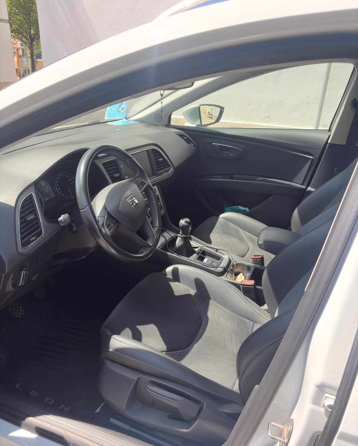 seat-leon-1-6-tdi-2017-diesel-1598cc