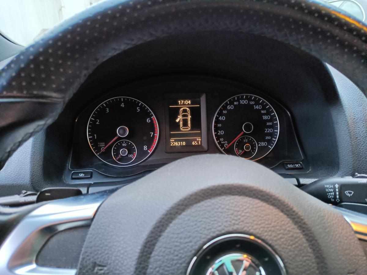 volkswagen-scirocco-2-0-tsi-2011-gasolina-1984cc