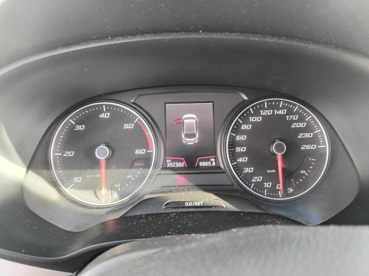 seat-leon-1-6-tdi-2019-diesel-1598cc