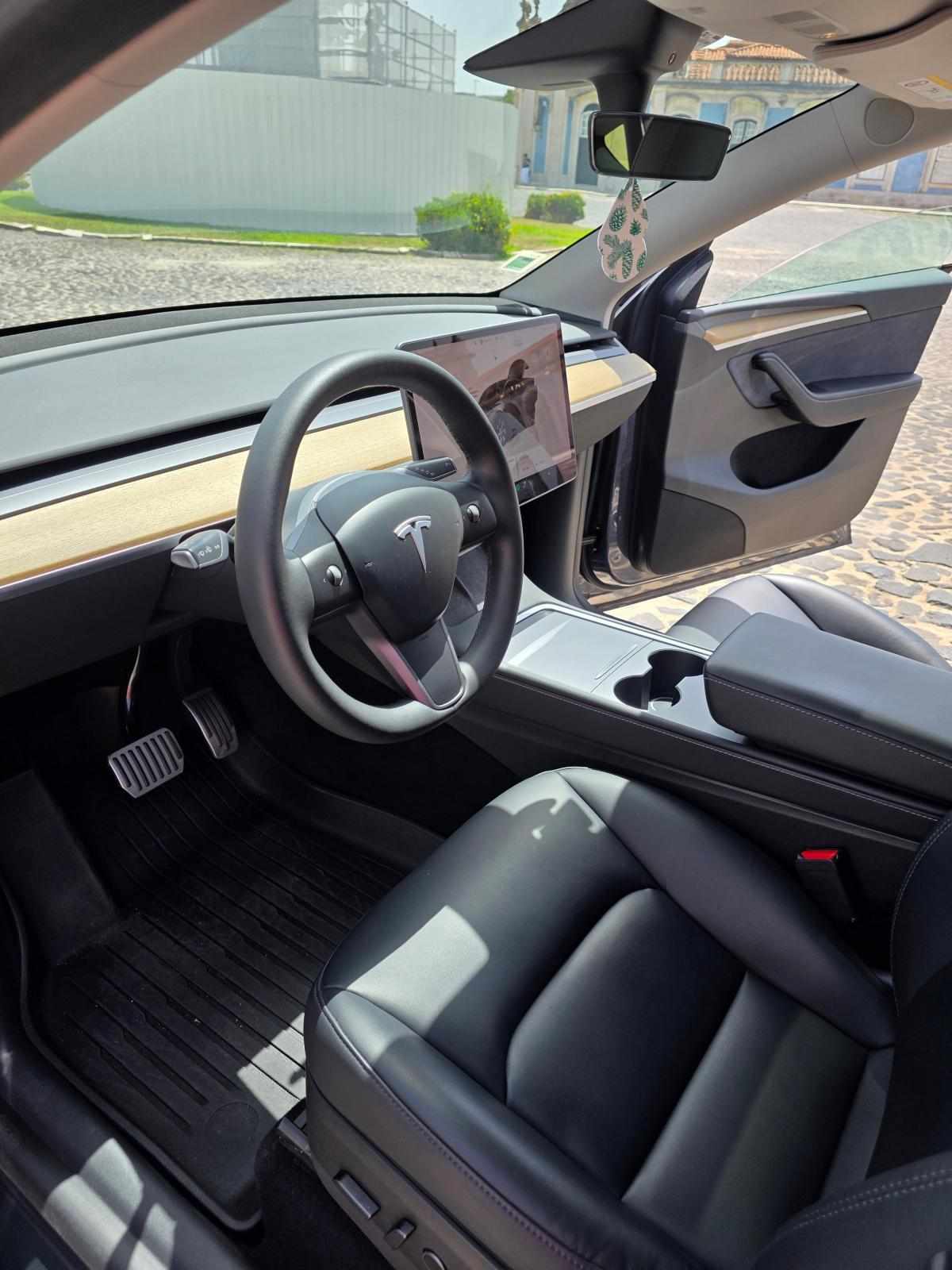 tesla-model-y-long-range-awd-2022-eletrico