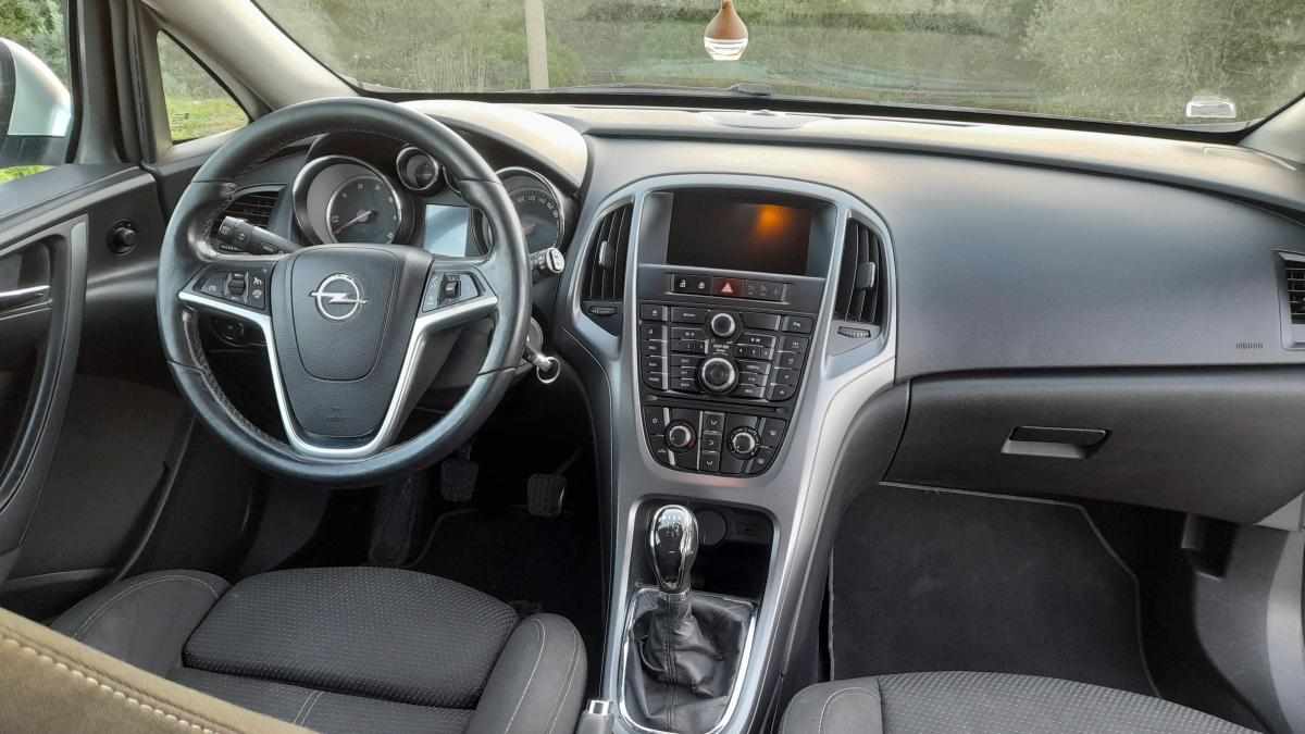 opel-astra-1-6-cdti-ecoflex-2015-diesel-1598cc