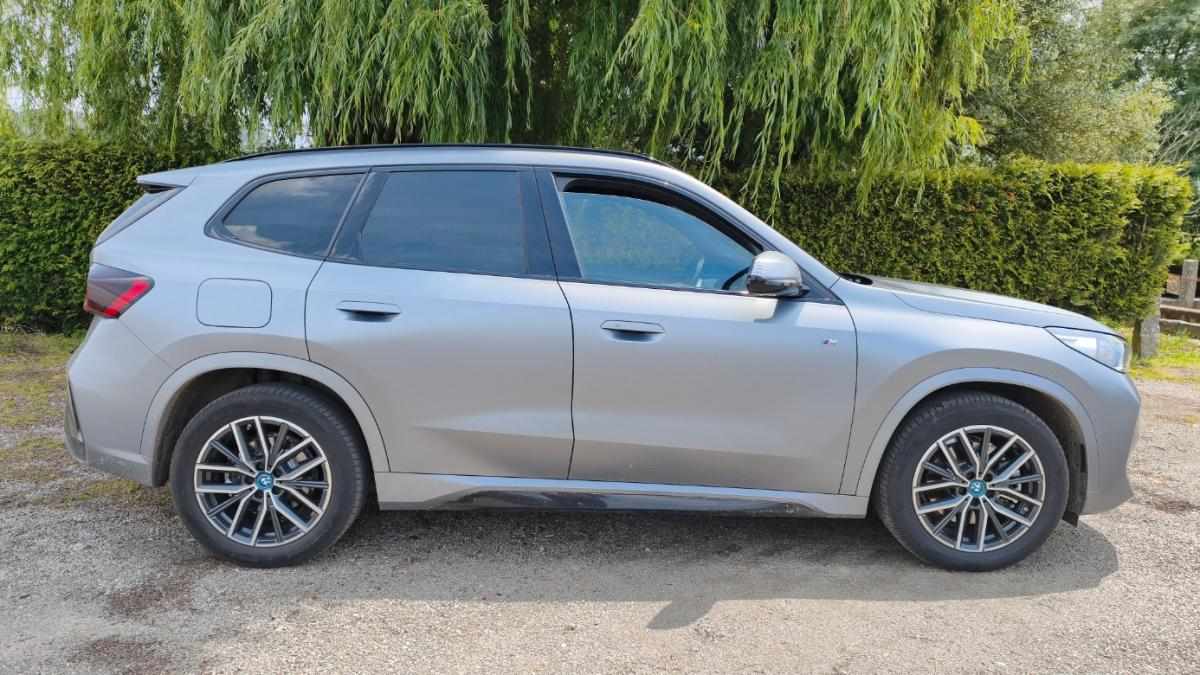 bmw-x1-xdrive25e-2023-gasolina-1499cc