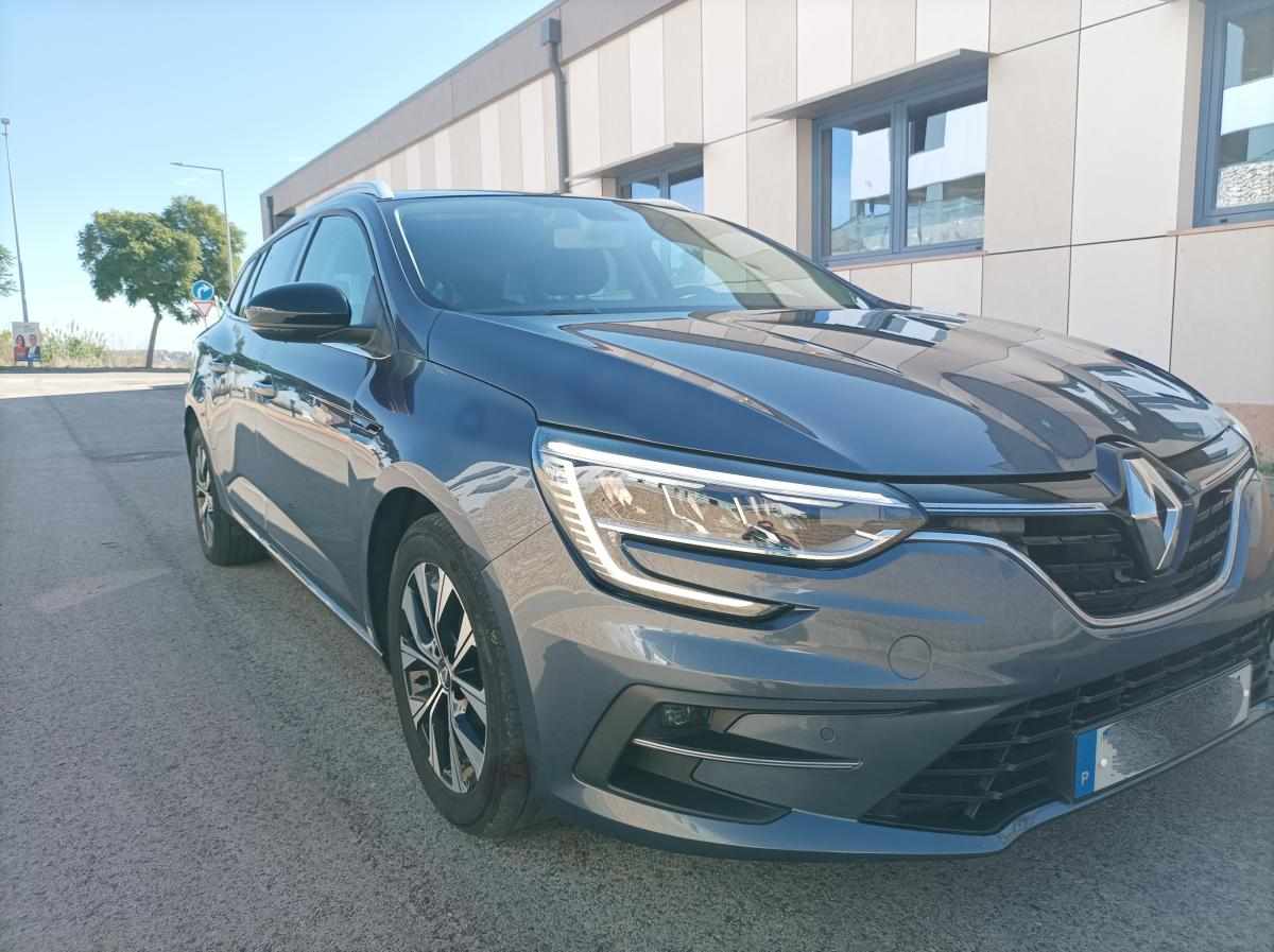 renault-megane-1-5-blue-dci-2021-diesel-1461cc