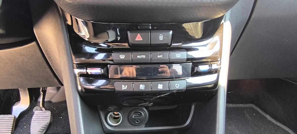 peugeot-2008-1-2-vti-2018-gasolina-1199cc