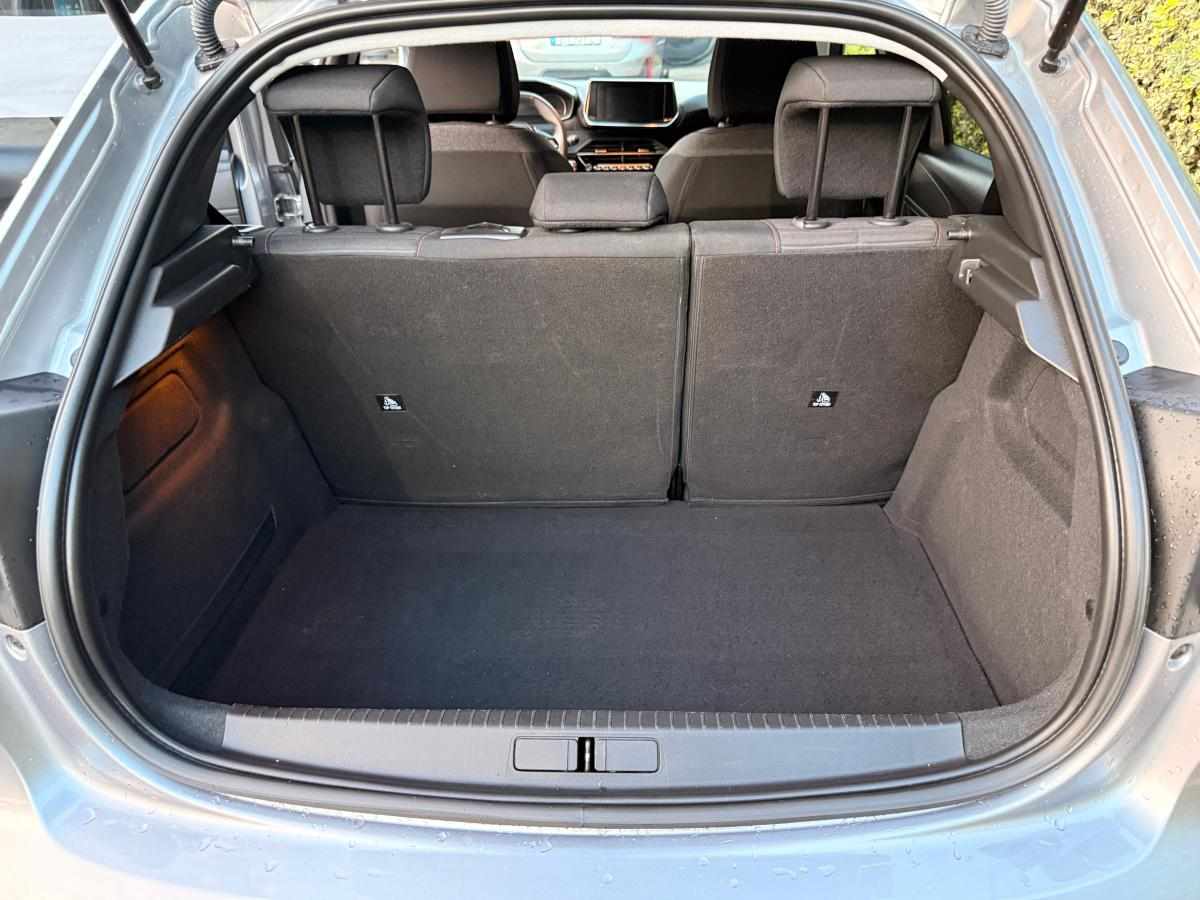 peugeot-208-1-2-puretech-2022-gasolina-1199cc