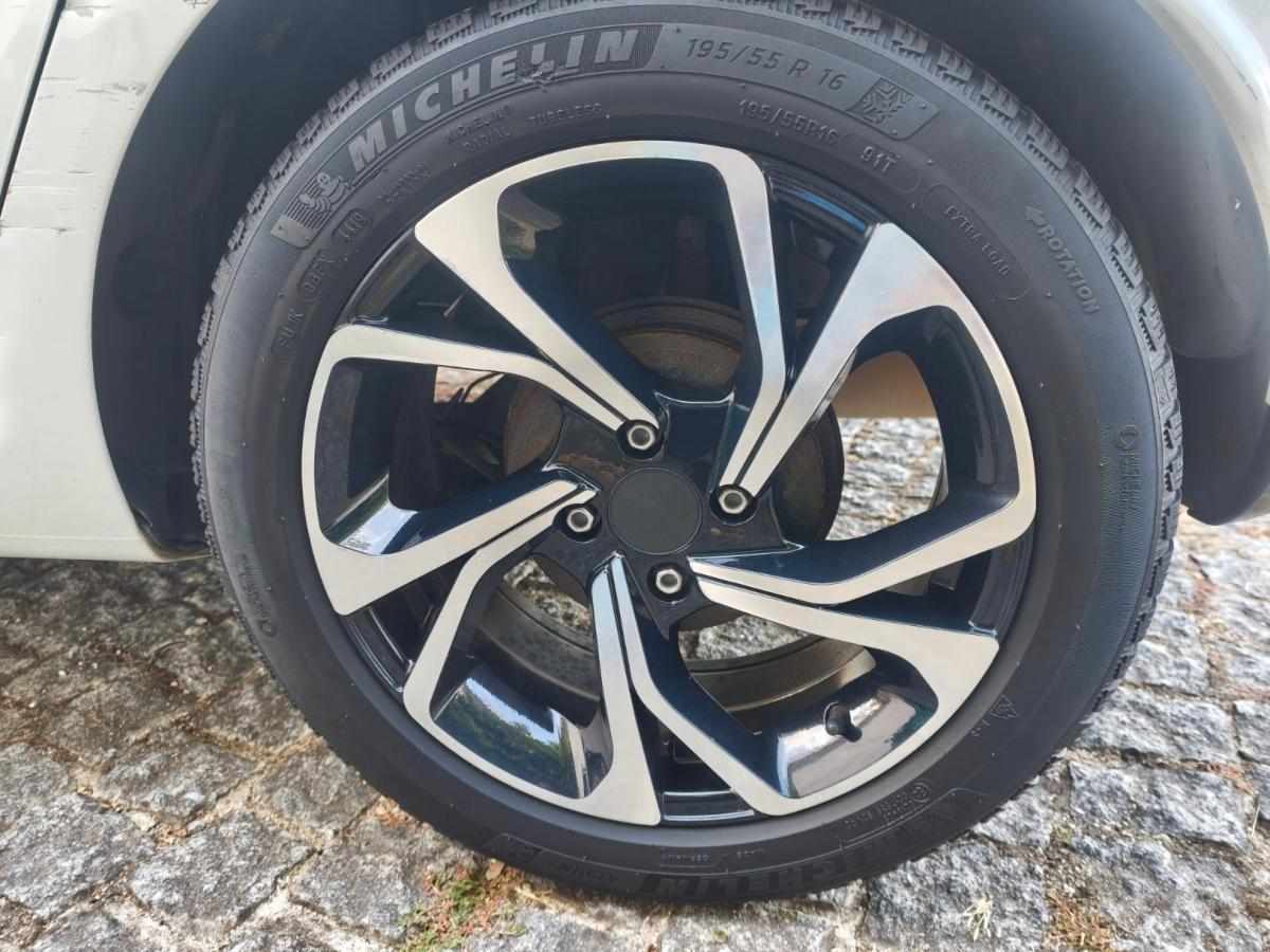 renault-clio-1-2-2014-gasolina-1149cc