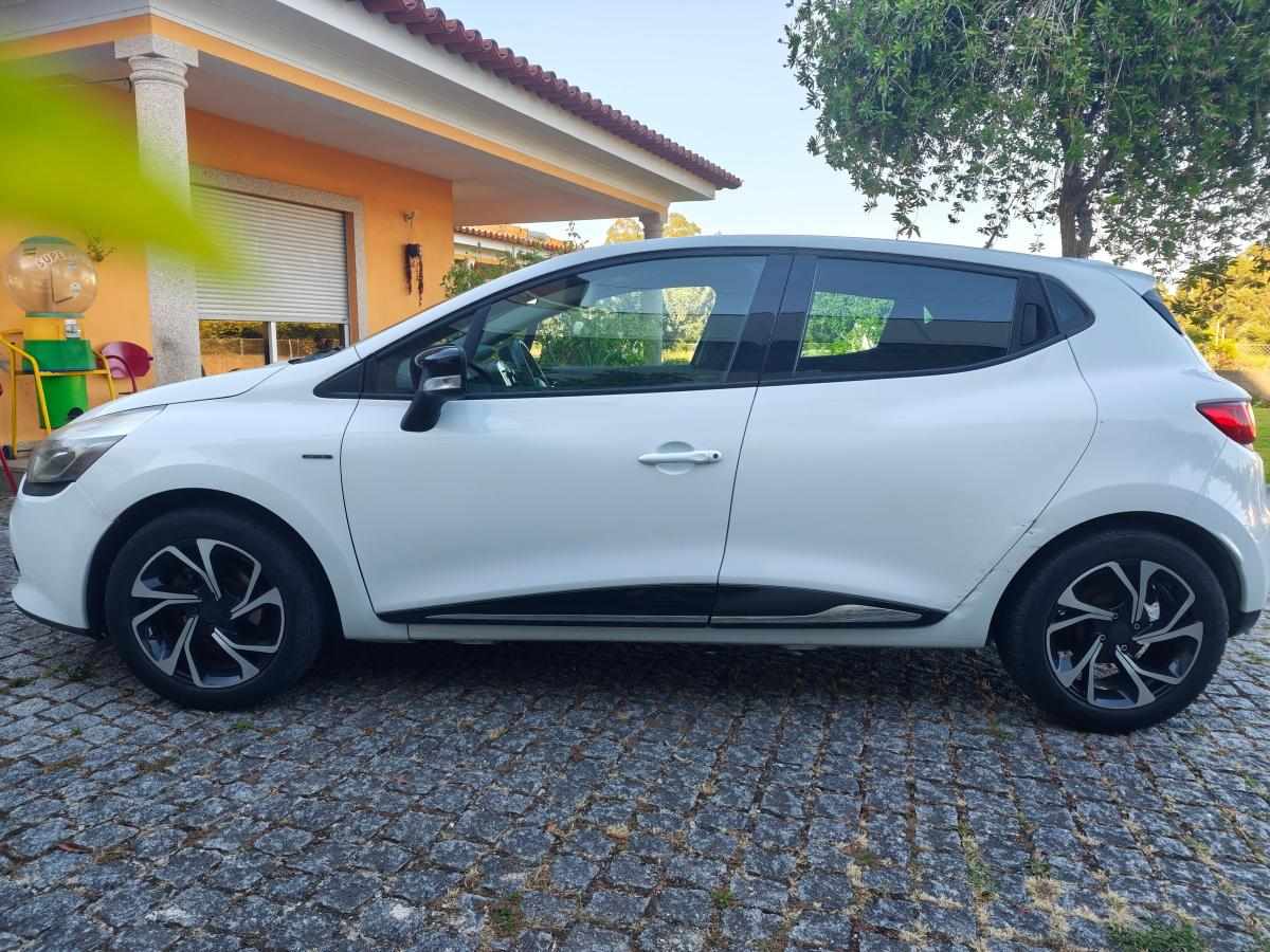 renault-clio-1-2-2014-gasolina-1149cc